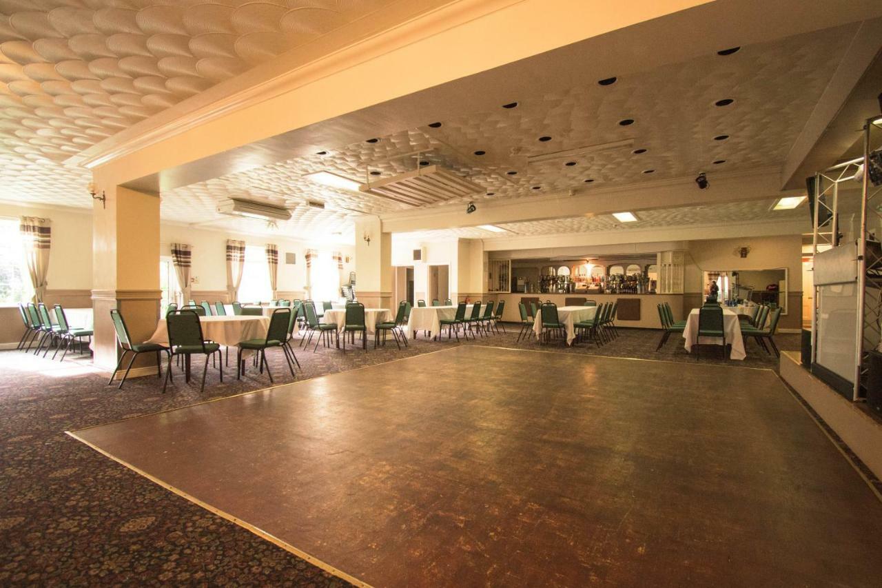 Pinegrove Hotel Карлайл Екстериор снимка